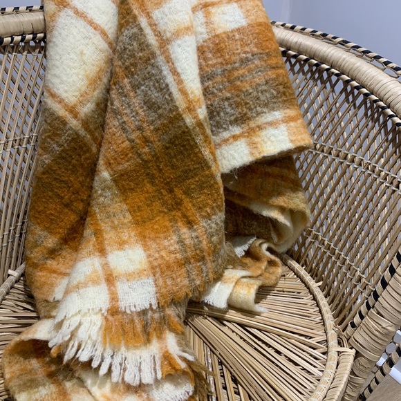 Vintage Sears Simpsons Orange Plaid Throw - Picture 2 of 3